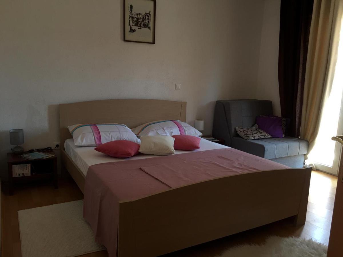 Barac Apartment Kaštela Екстериор снимка
